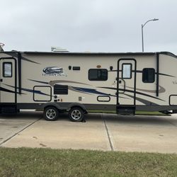 2015 Coachmen Coachmen Freedom Express