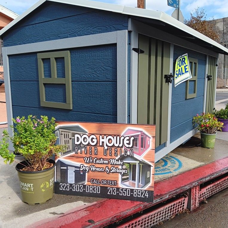 DOG HOUSES