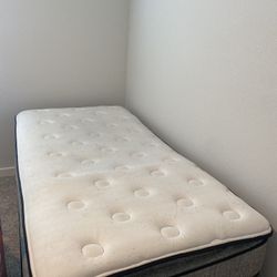 Twin Size Bed 