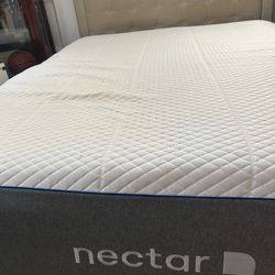 Free Queen mattress