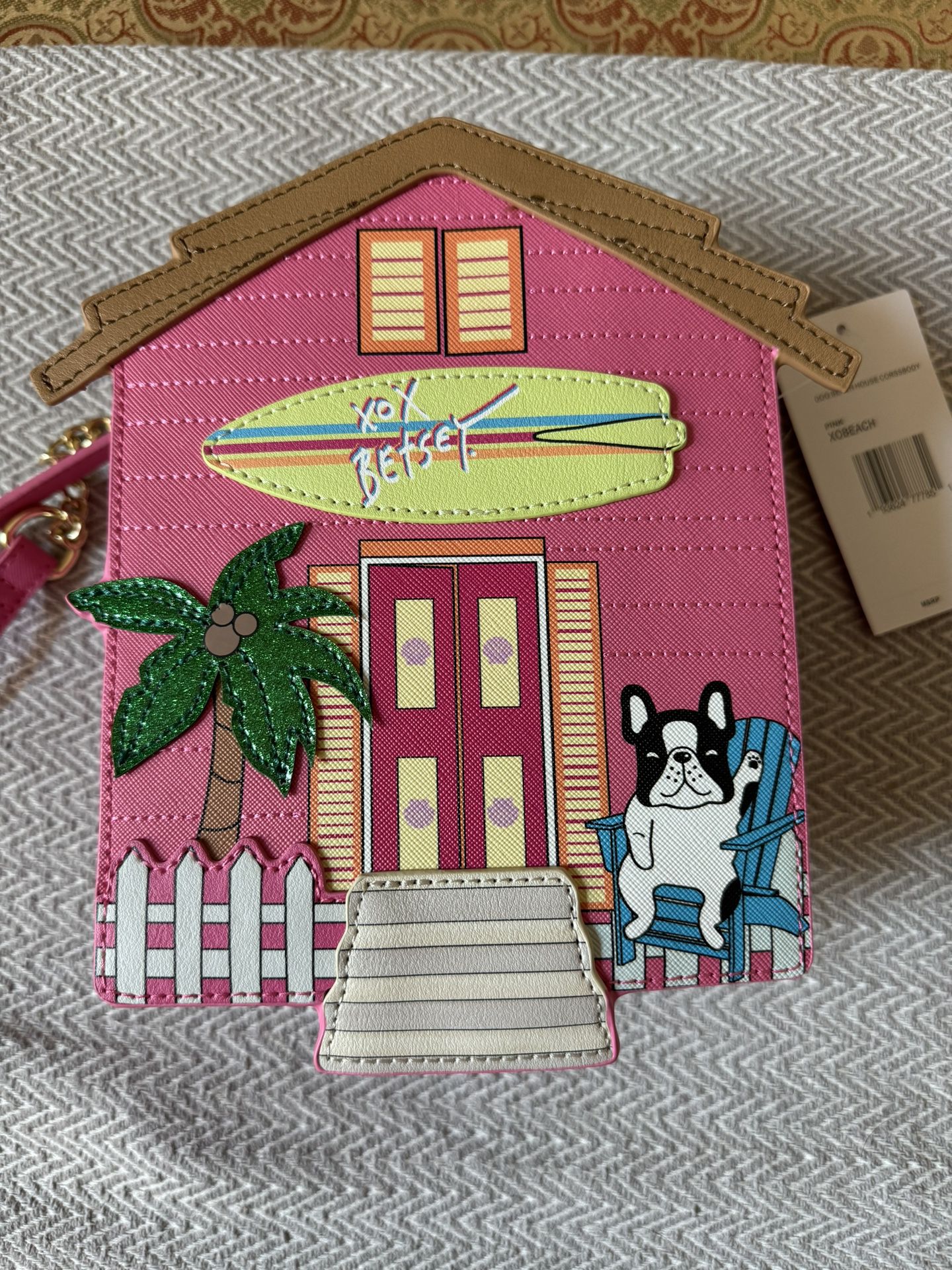 482-HITT Betsey Johnson Pink Beach House / Bull Dog Crossbody Bag XO BEACH NWT