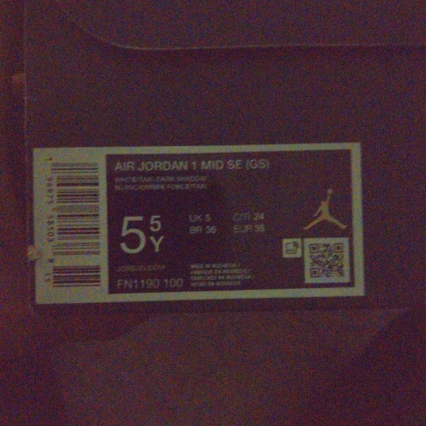 Air Jordan 1 Mid Se