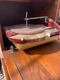 Zenith phonograph radio console