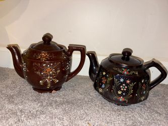 Vintage teapots