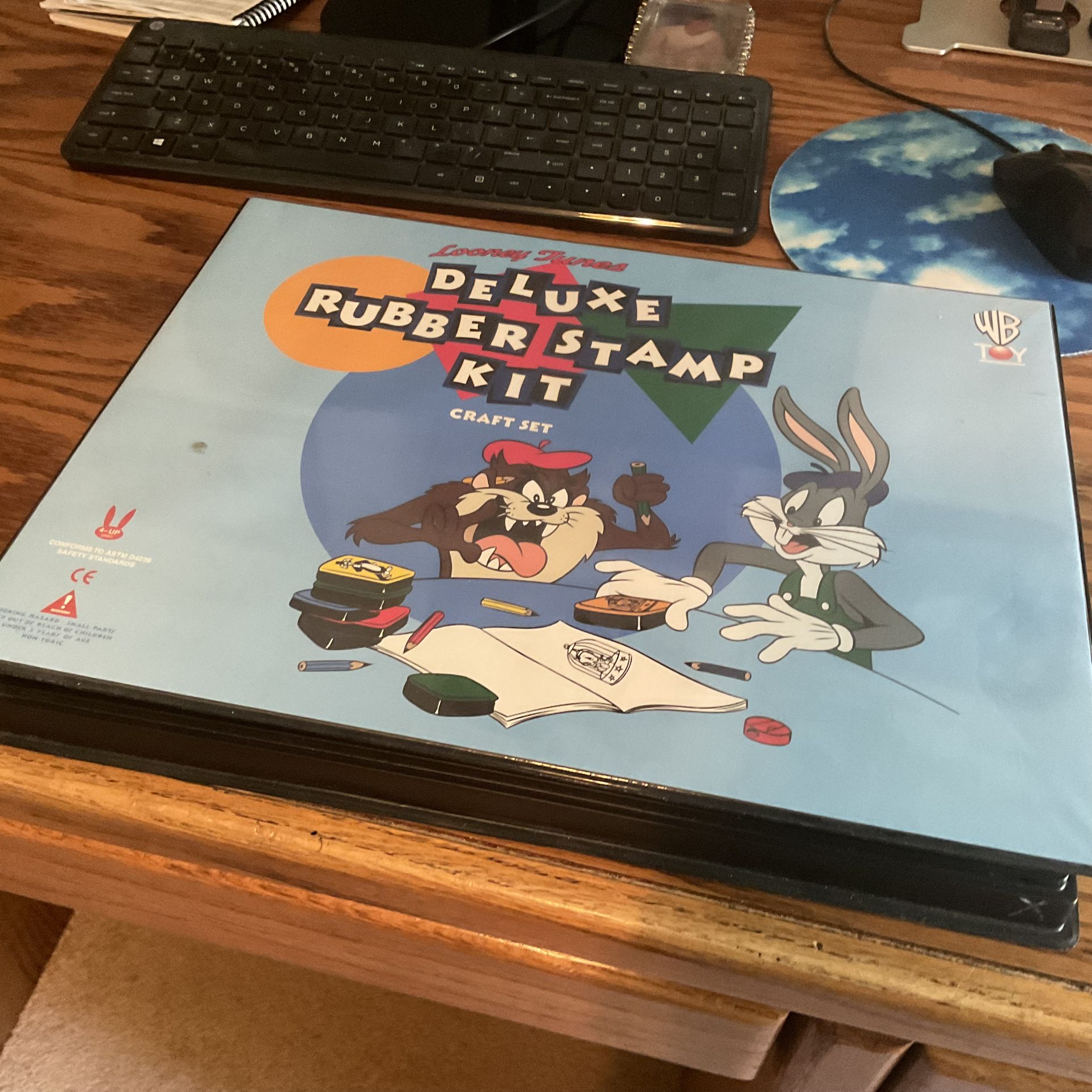 Vintage Looney tunes Rubber Stamp Kit