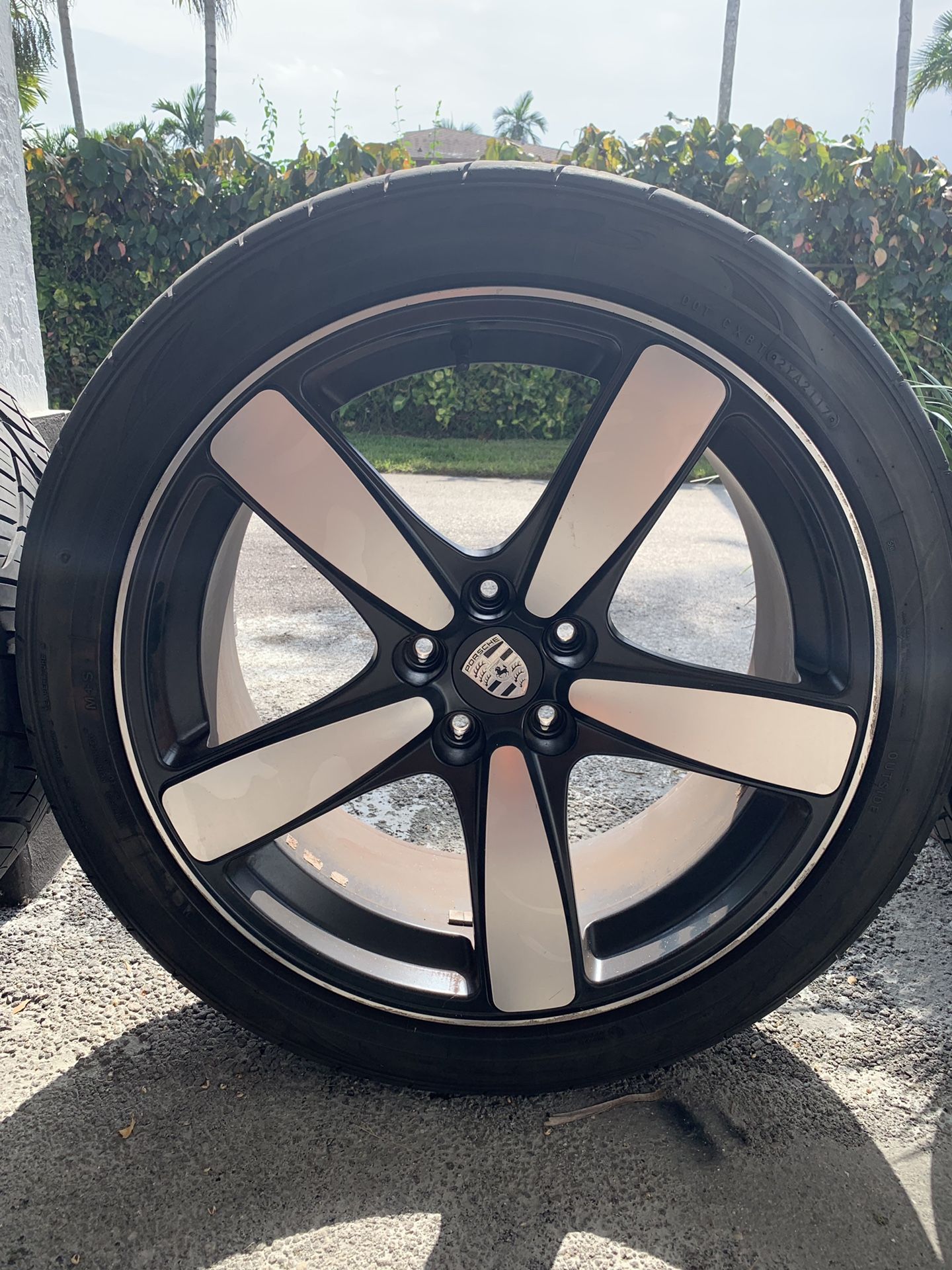 22” Porsche Wheel with Premium tires- send me an offer!