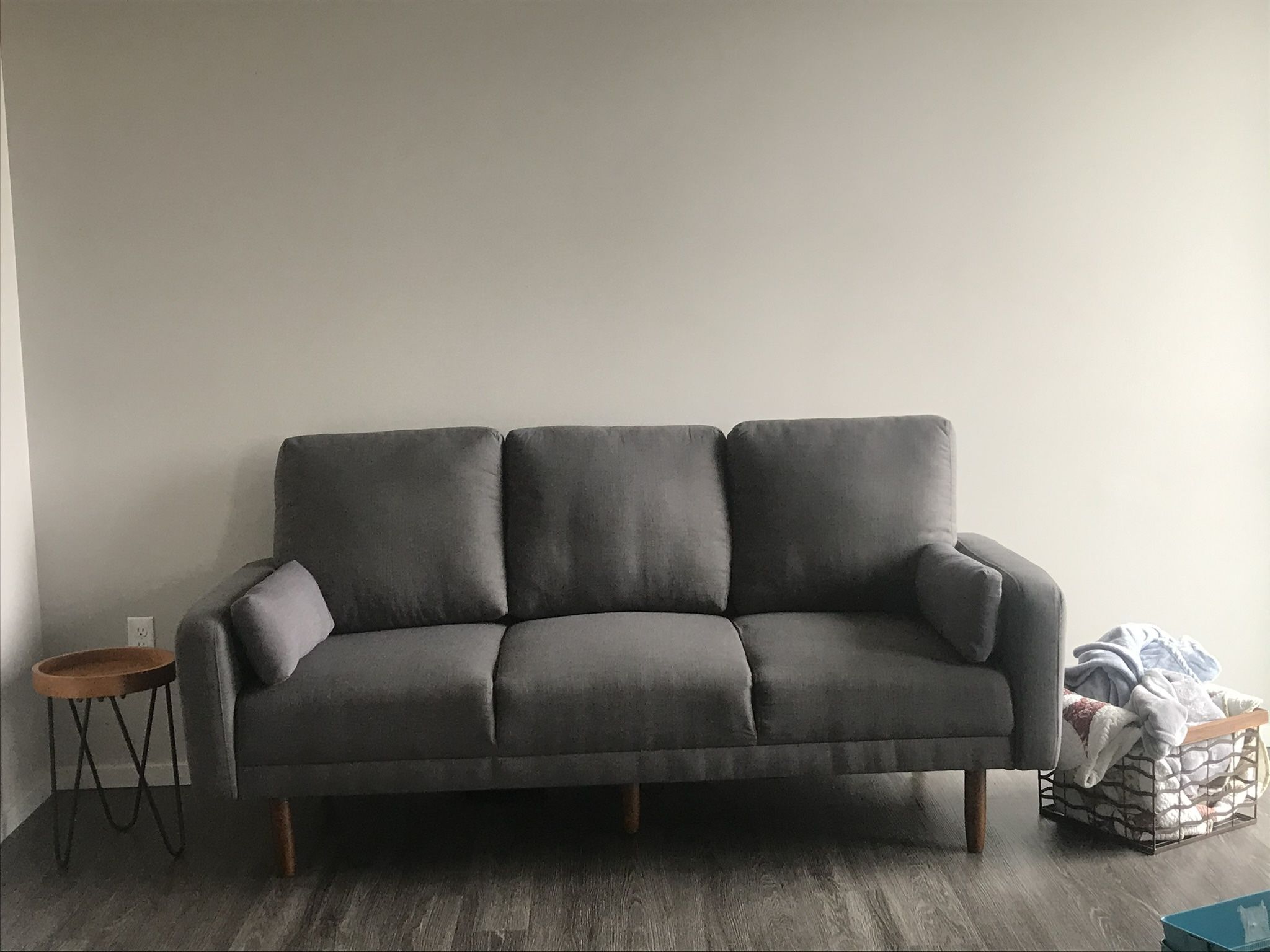 Dark Grey Linen Midcentury Sofa With USB Ports