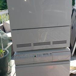 Apt Size Washrer Dryer Combo