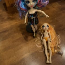 Girls, Monster High doll bundle shipping available