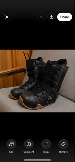 Snowboard boots size 9,5. Men’s
