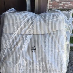 Mattress foldable can be used on the floor on a chaise lounge 2 ft by 6 ft long 4 in thick with tie downs