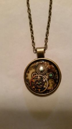 Steam punk beautiful pendant new