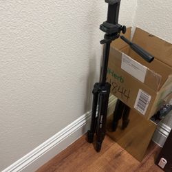 Tripod New.