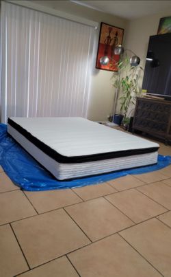 VERY NICE QUEEN MATTRESS FOR SALE! IN GREAT CONDITION, FREE DELIVERY