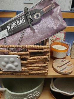 Wine gift basket 20.00 w/wine bag purse