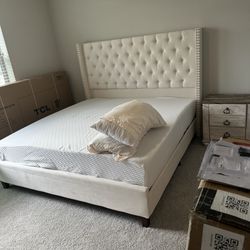 King bed And Mattress Included 