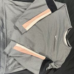 Women Nike Crew Neck 