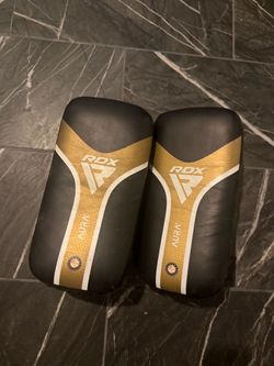 Muy Thai pads