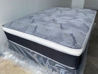 Cal King Euro Bamboo Orthopedic Pillow Top!•••