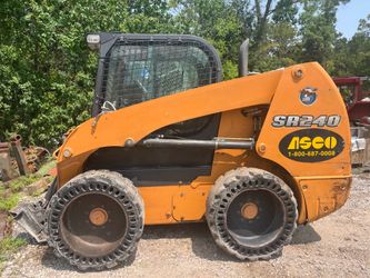 Case SR240