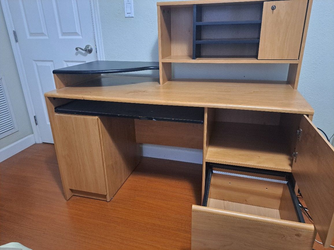 Computer Desk