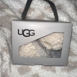  Baby Uggs