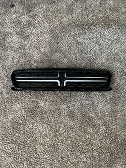 2016 Dodge Charger SE OEM GRILLE Insert