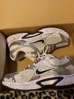 Nike Running Sneakers White Silver