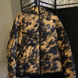 Nike Jacket Down Puffer Size L
