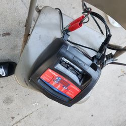 Baterry Charger/ Jump Starter