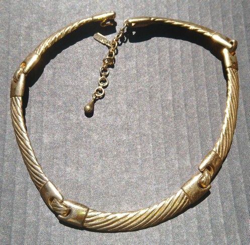 Vintage Monet Gold Tone Choker 