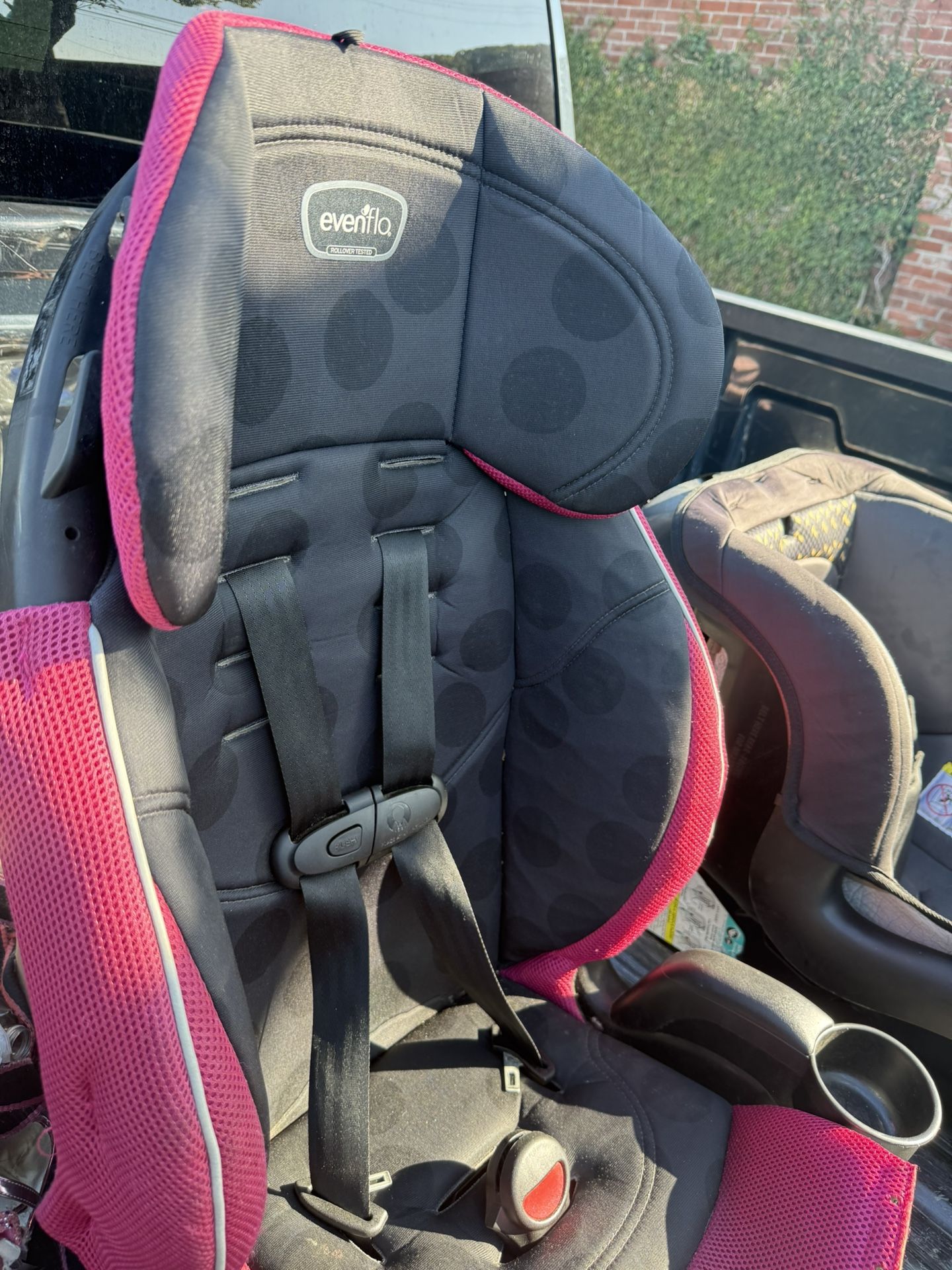 Even Flo Booster Seat 