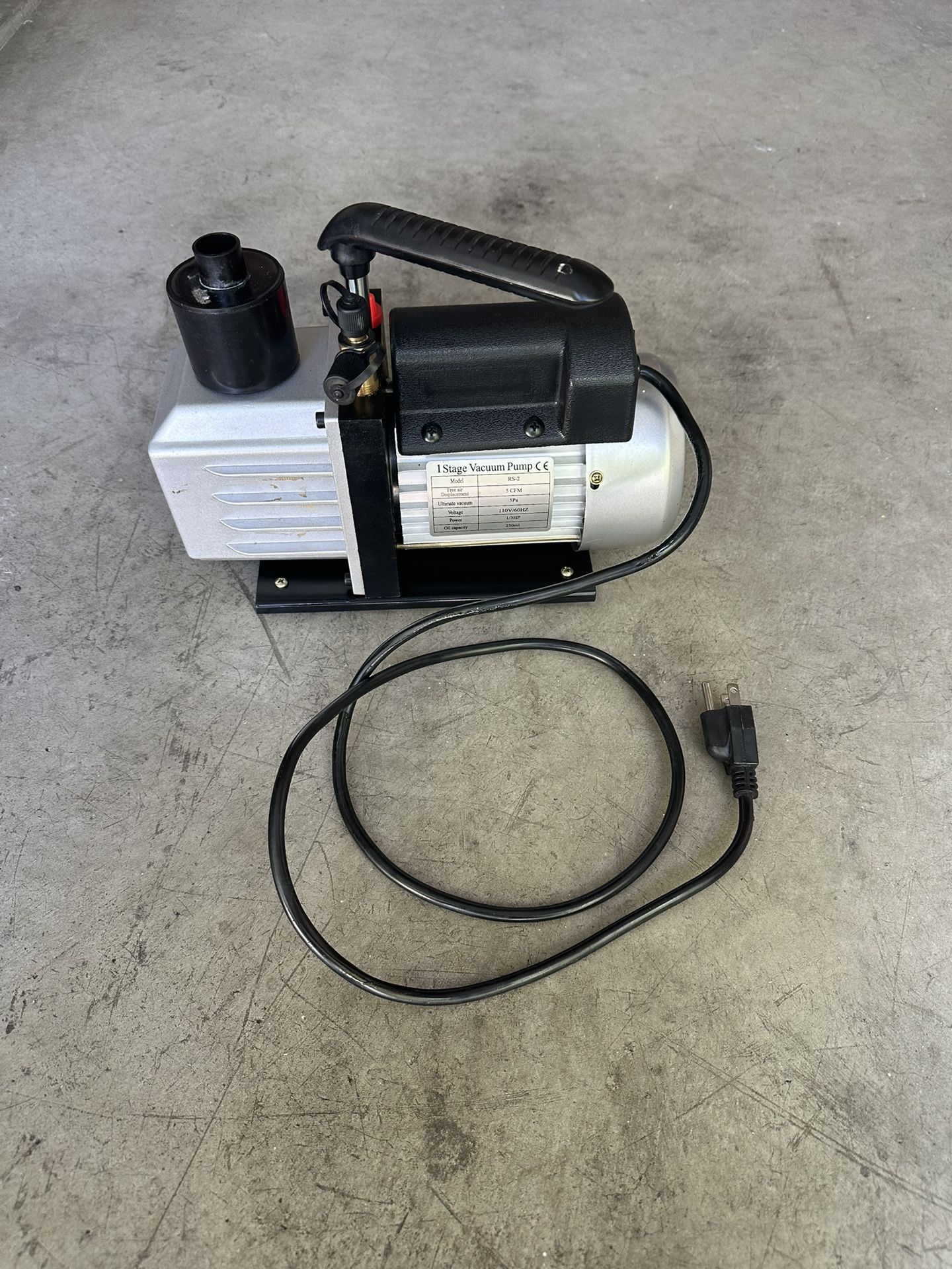 Vacuum Pump Like New