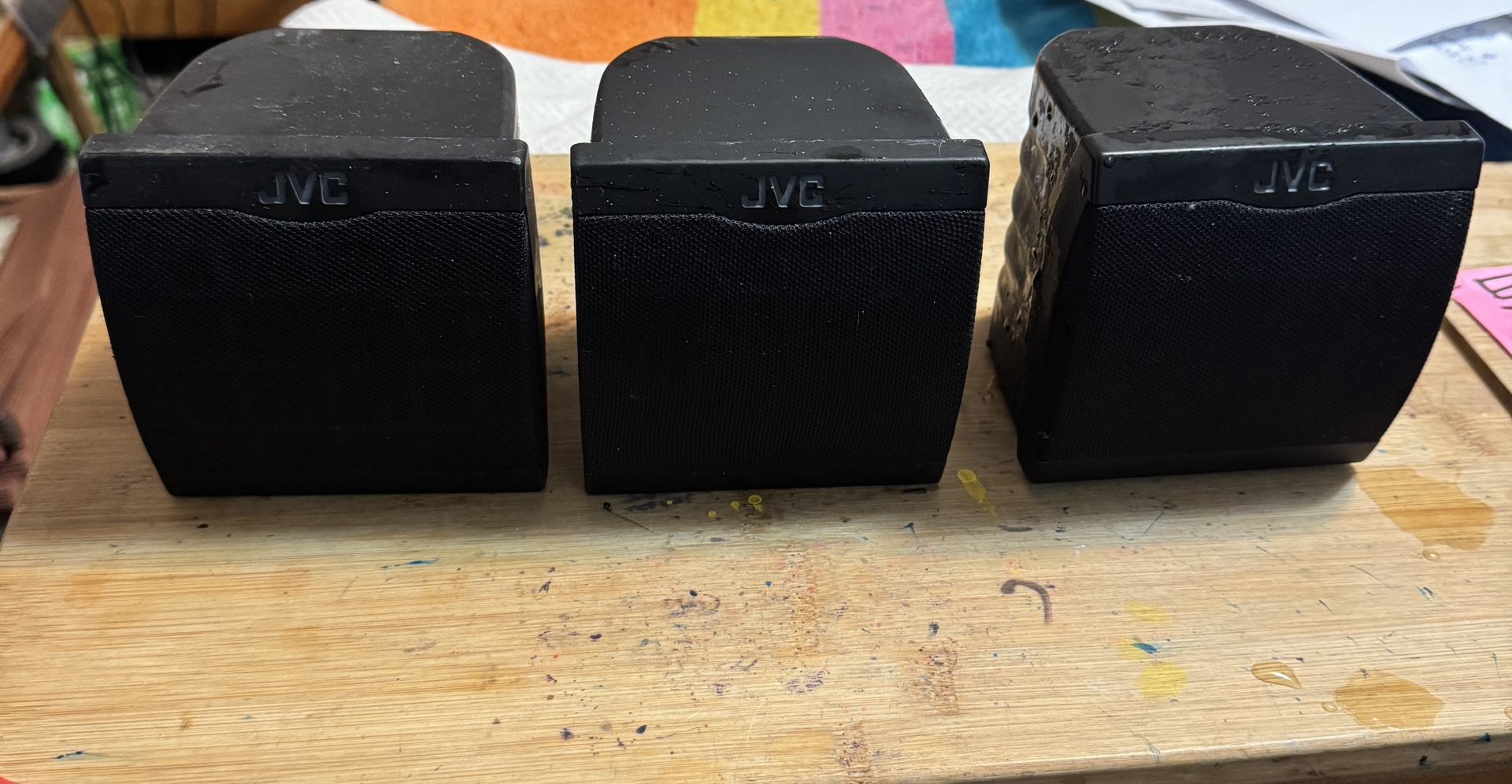 Free 3 JVC Portable Mini Speakers