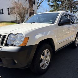 2010 JEEP CHEROKEE 4x4