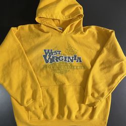 West Virginia Mountaineers College Football Yellow Hooded Sweatshirt Gildan XL