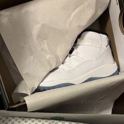 Jordan Retro 11's 