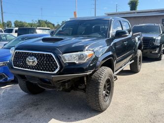 2019 Toyota Tacoma TRD sport