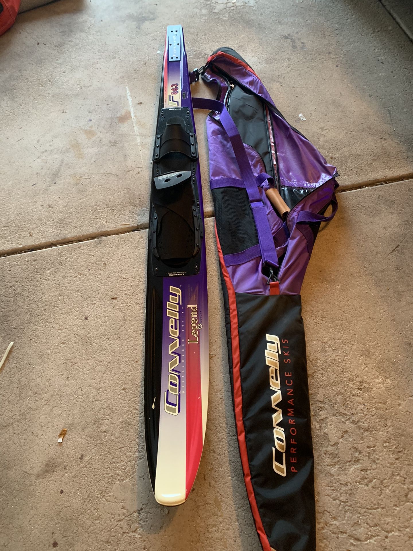 Connelly Legend F863 water ski