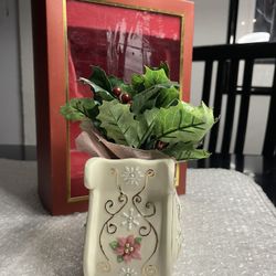 Lenox Petals and Pearls  Sleigh