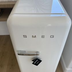 SMEG Refrigerator