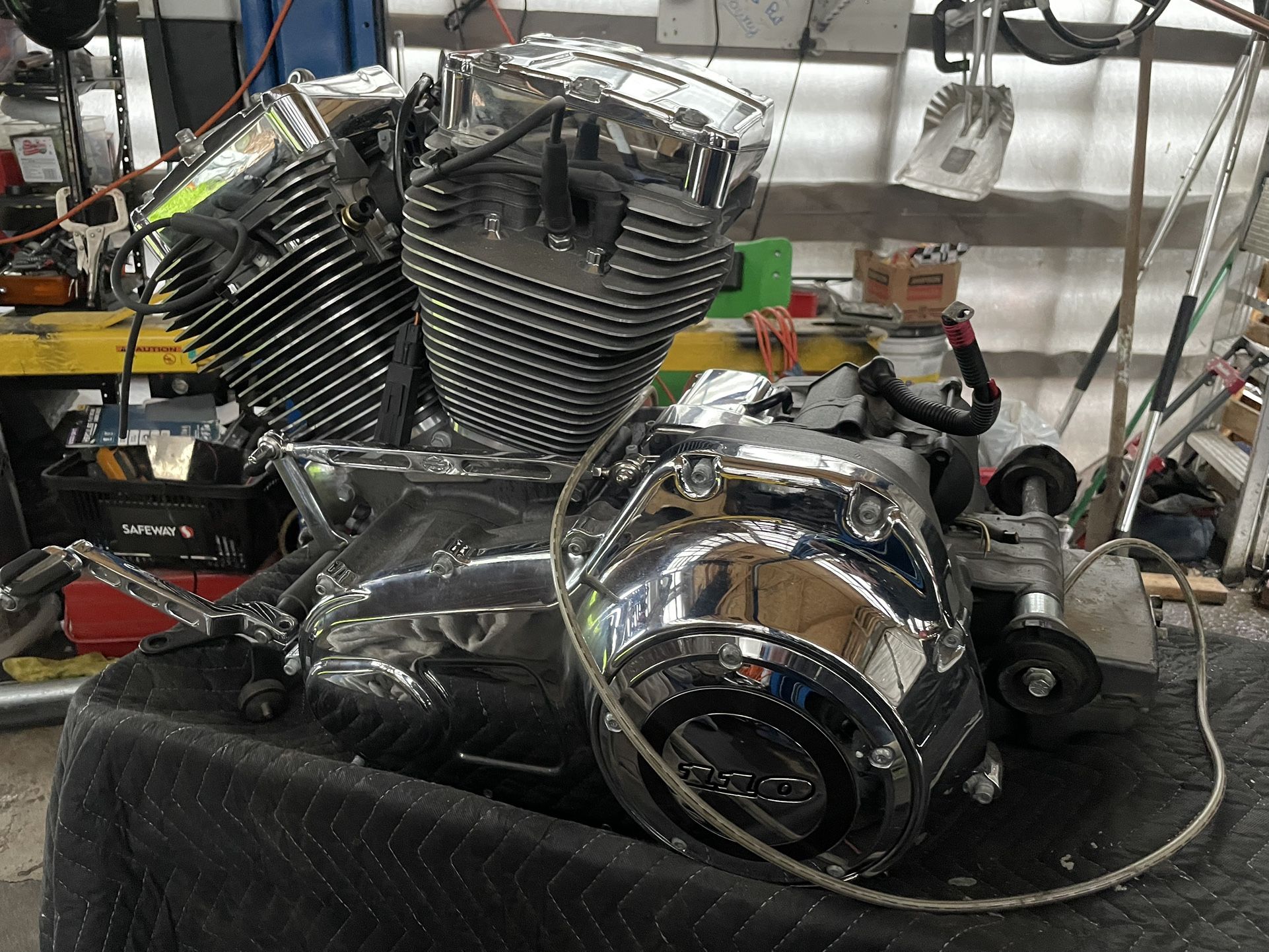 2005 Harley Davidson Road Glide FLTRI Frame With Screamin Eagle 110