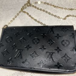 Louis Vuitton Crossbody Bag 