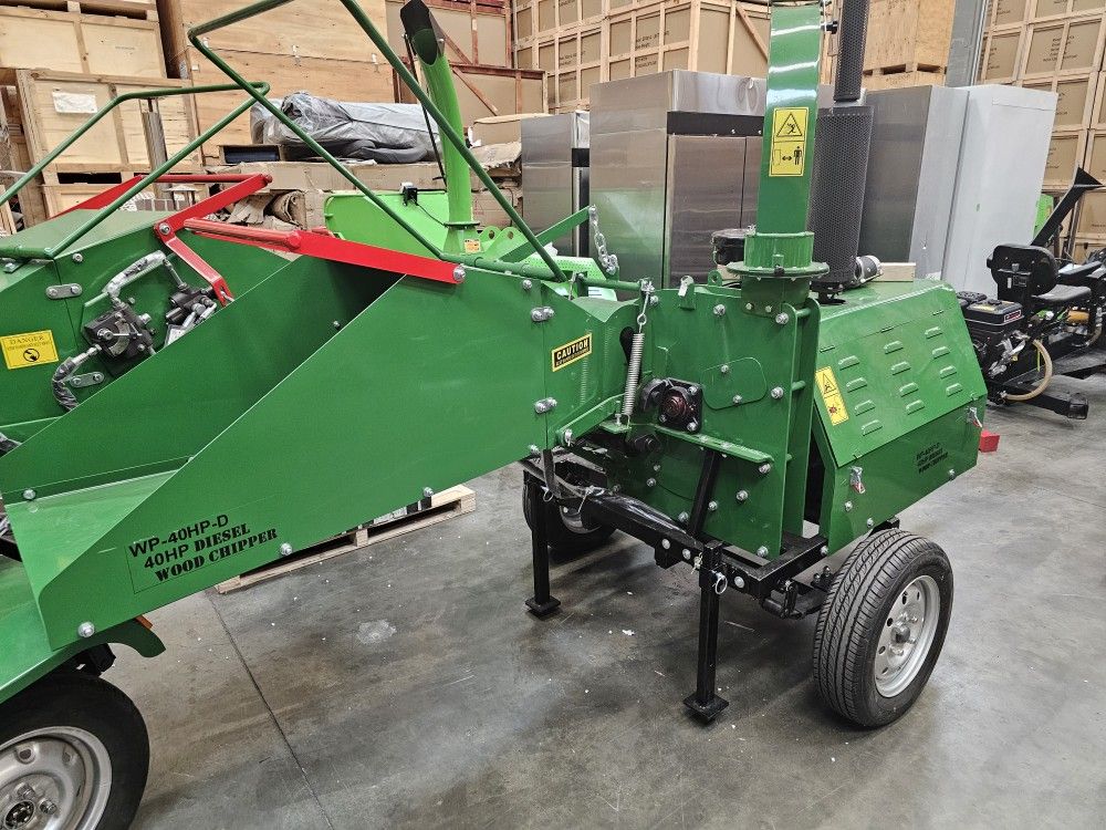 40hp DIESEL Wood Chipper Shredder Hydraulic Feed 8" Capacity 