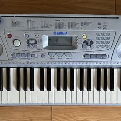 Yamaha Keyboard 