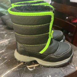 Toddler Boy Snow Boots, Size 8 