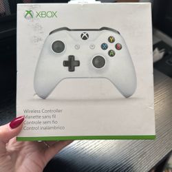 Wireless Xbox Controller White