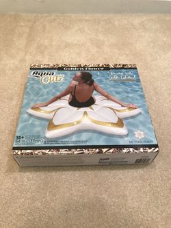 Golden Flower - 54” Inch Pool Float