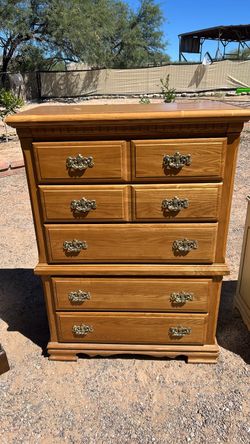 Dresser