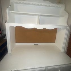 White Shabby Chic Desk